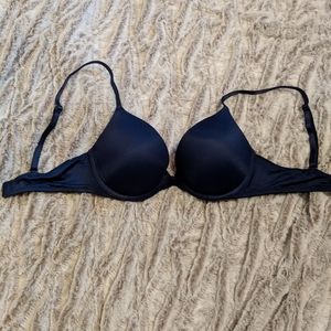 Navy VS pink Bra 32C